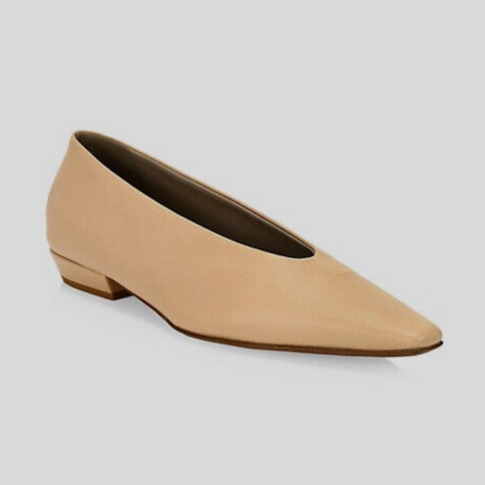 Bottega Veneta Beige Almond Toe Leather Flats
